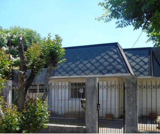 Foto Casa en Venta en La Plata, Buenos Aires - U$D 110.000 - pix42753566 - BienesOnLine