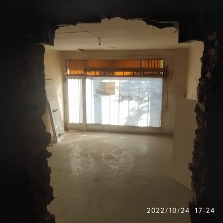 Venta lote con casa y departamento a reciclar/demoler, cerca al Parque Saavedra. La Plata.