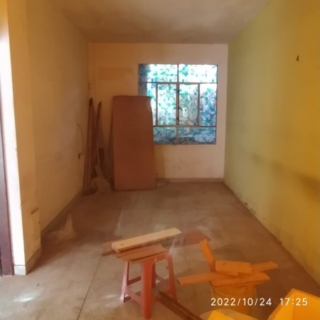 Venta lote con casa y departamento a reciclar/demoler, cerca al Parque Saavedra. La Plata.