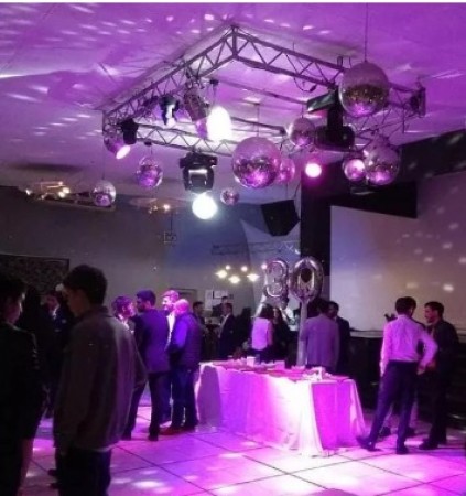 VENTA FONDO DE COMERCIO SALON DE FIESTAS, CON CONFITERIA ANEXA
