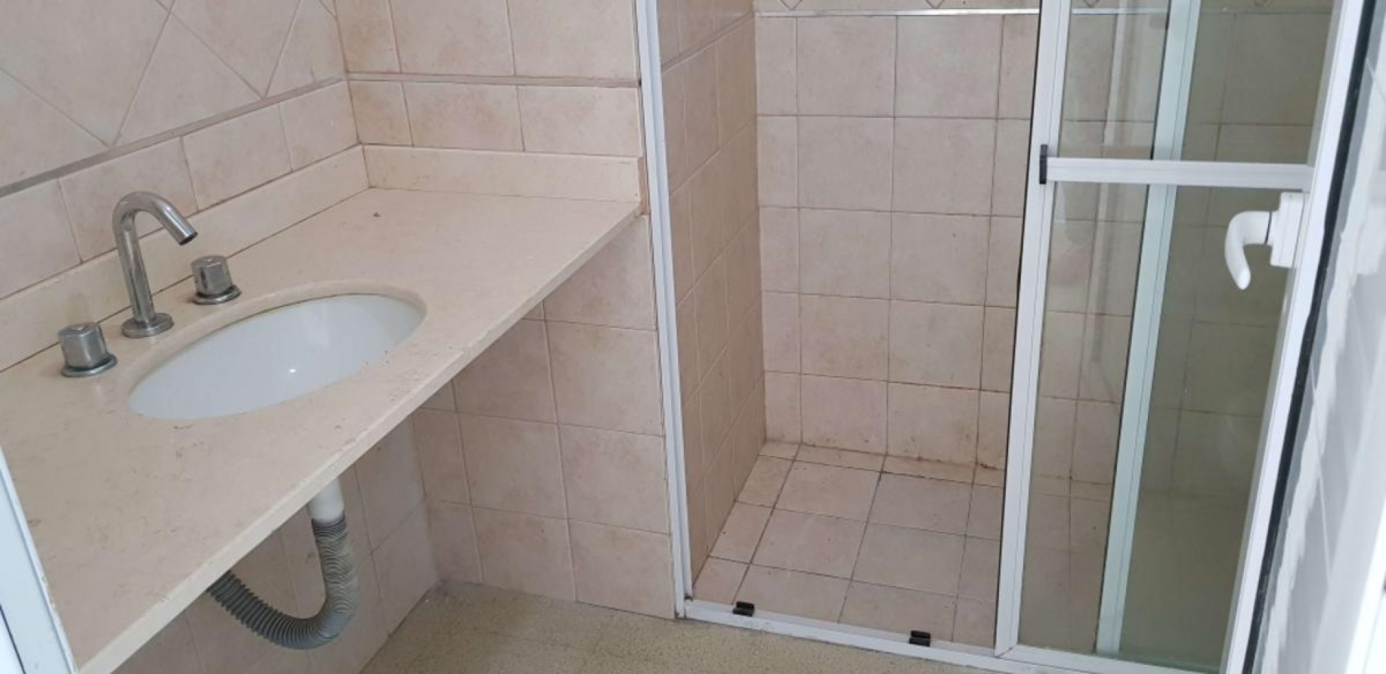 VENTA de Departamento en Ensenada Apto banco