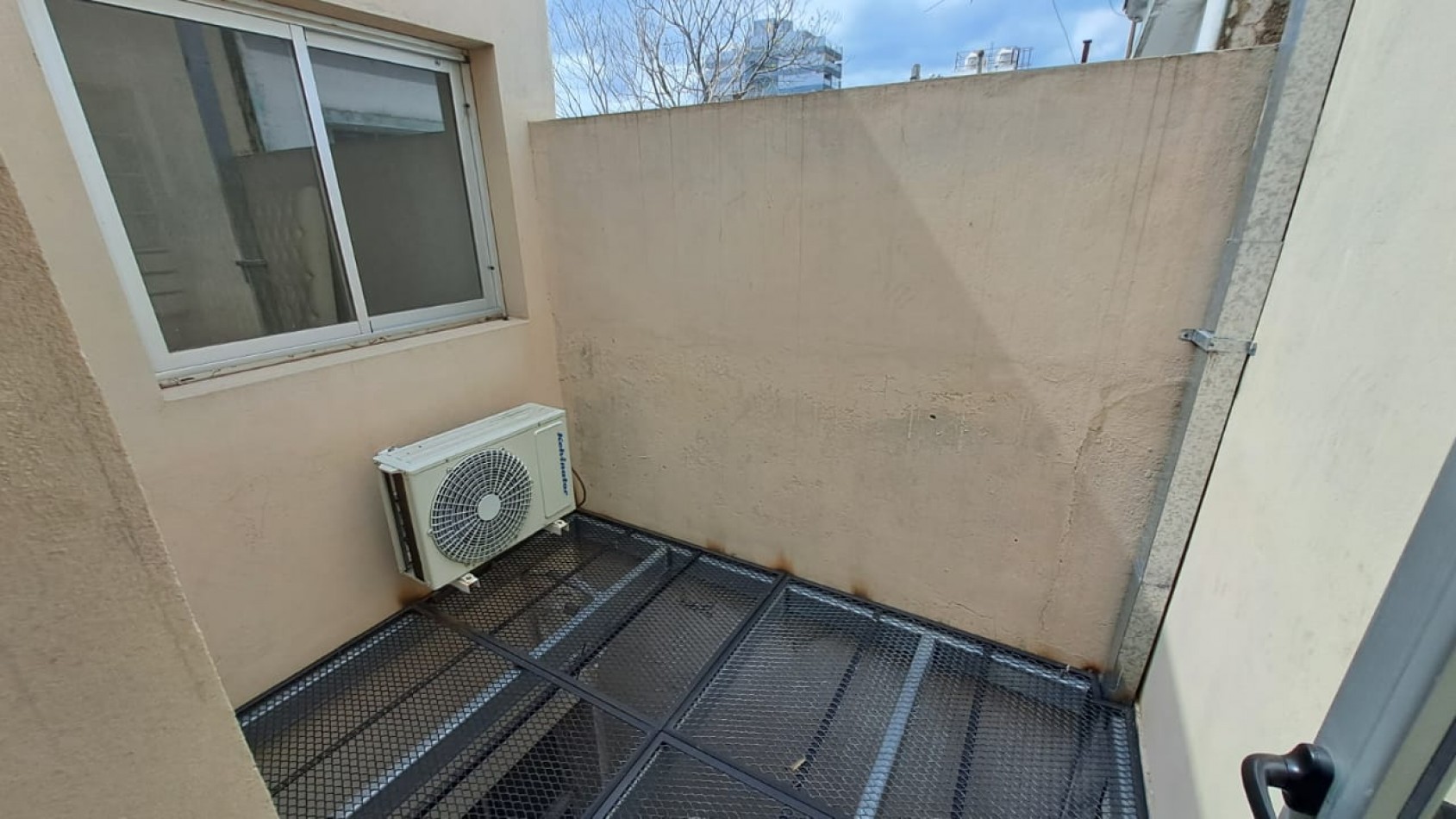 VENTA, DEPARTAMENTO A ESTRENAR de 2 DORMITORIOS, ZONA DE PARQUE CASTELLI.