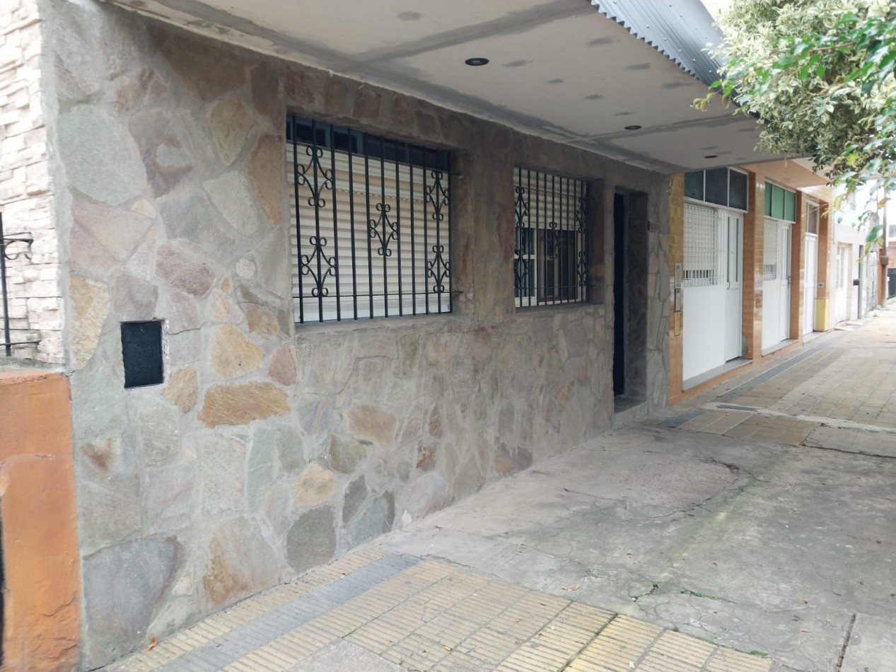 Venta de Dos casas sobre un lote en Berisso