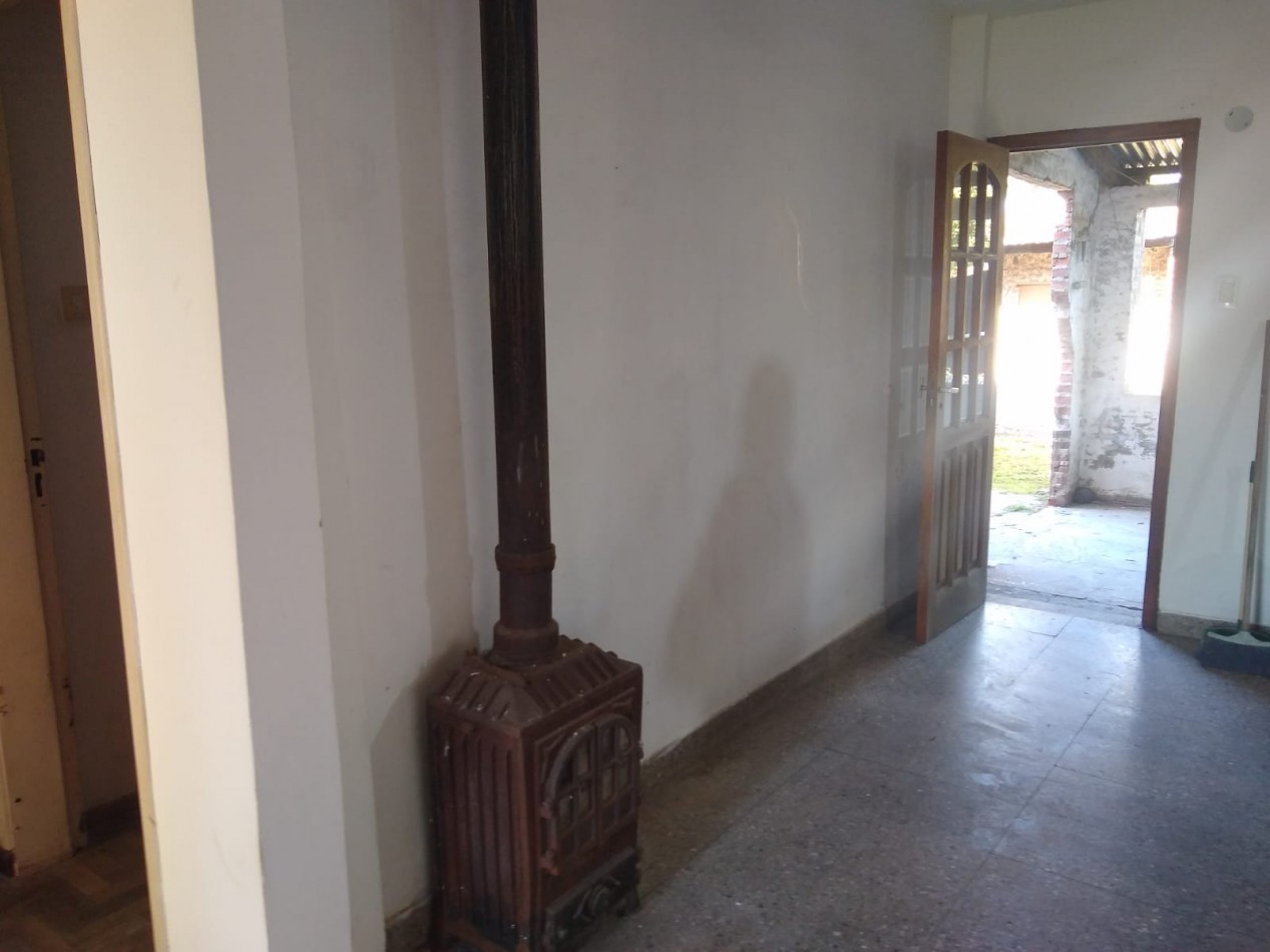 VENTA de Casa en esquina en City Bell