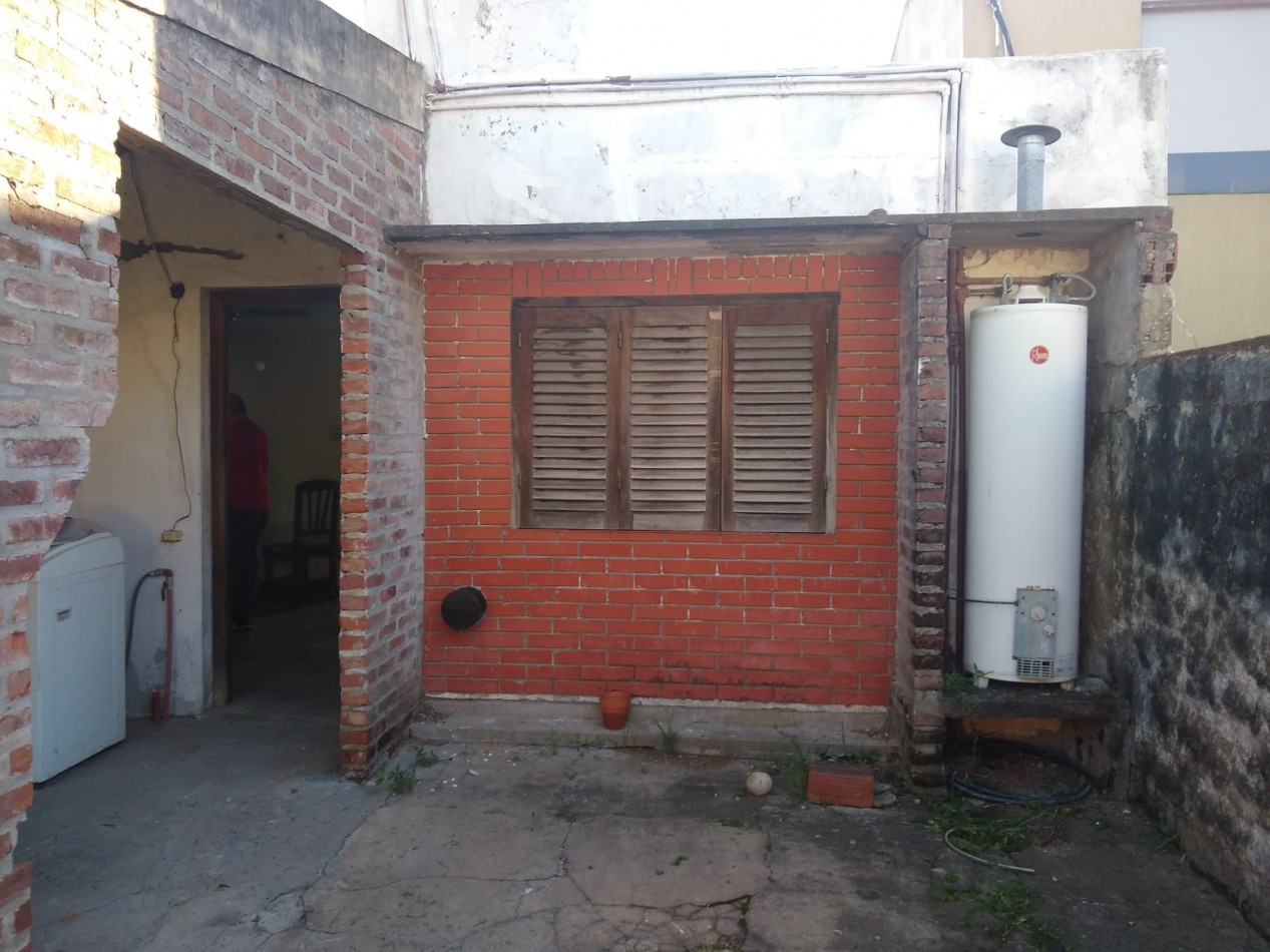 VENTA de Casa en esquina en City Bell