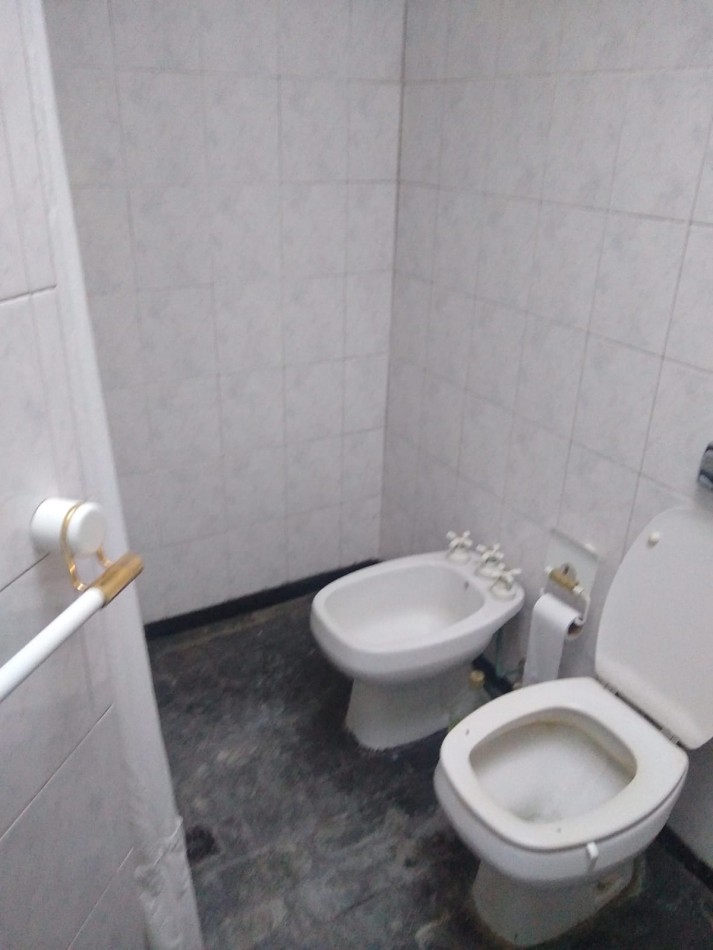 VENTA de Casa en esquina en City Bell