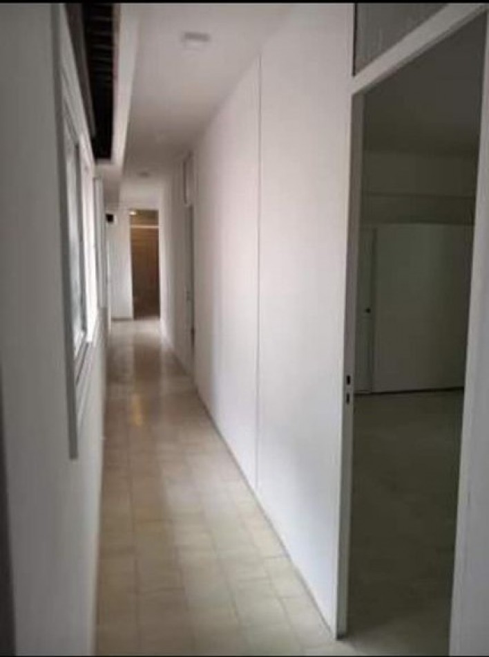 Departamento de 2 dormitorios. Zona centrica. La Plata.
