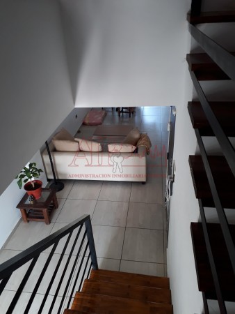 Venta Duplex 2 Dormitorios, Los Hornos Calle 132 e 61 y 62. La Plata