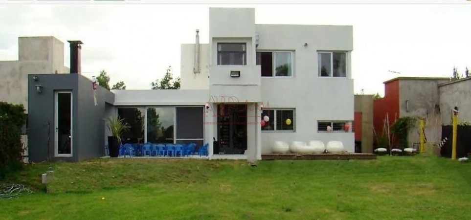 Casa en Venta City Bell