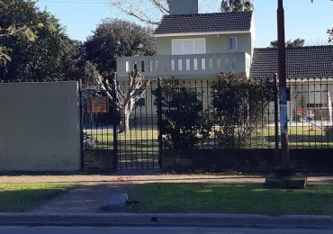 Venta de Casa, 5 AMBIENTES en City Bell, City Bell