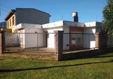 VENTA de Casa en esquina en City Bell